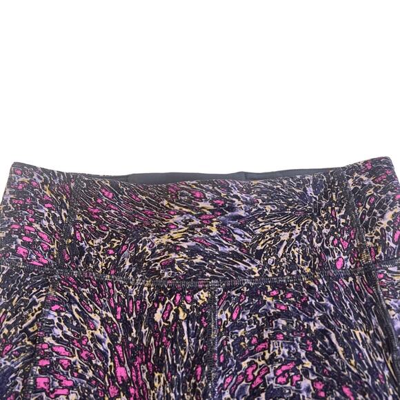 Lululemon Invigorate High-Rise Tights Legging 25" Topography Multi Sz 6 - Picture 4 of 11